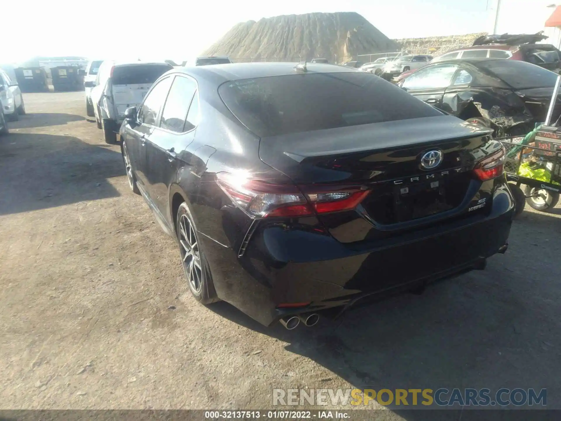 3 Photograph of a damaged car 4T1S31AK2NU574682 TOYOTA CAMRY 2022