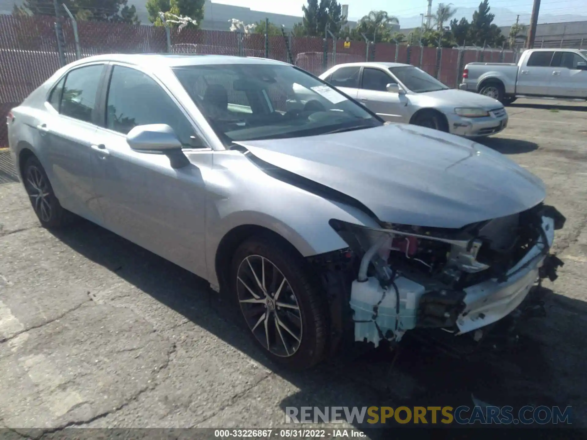 1 Photograph of a damaged car 4T1S31AK3NU583519 TOYOTA CAMRY 2022