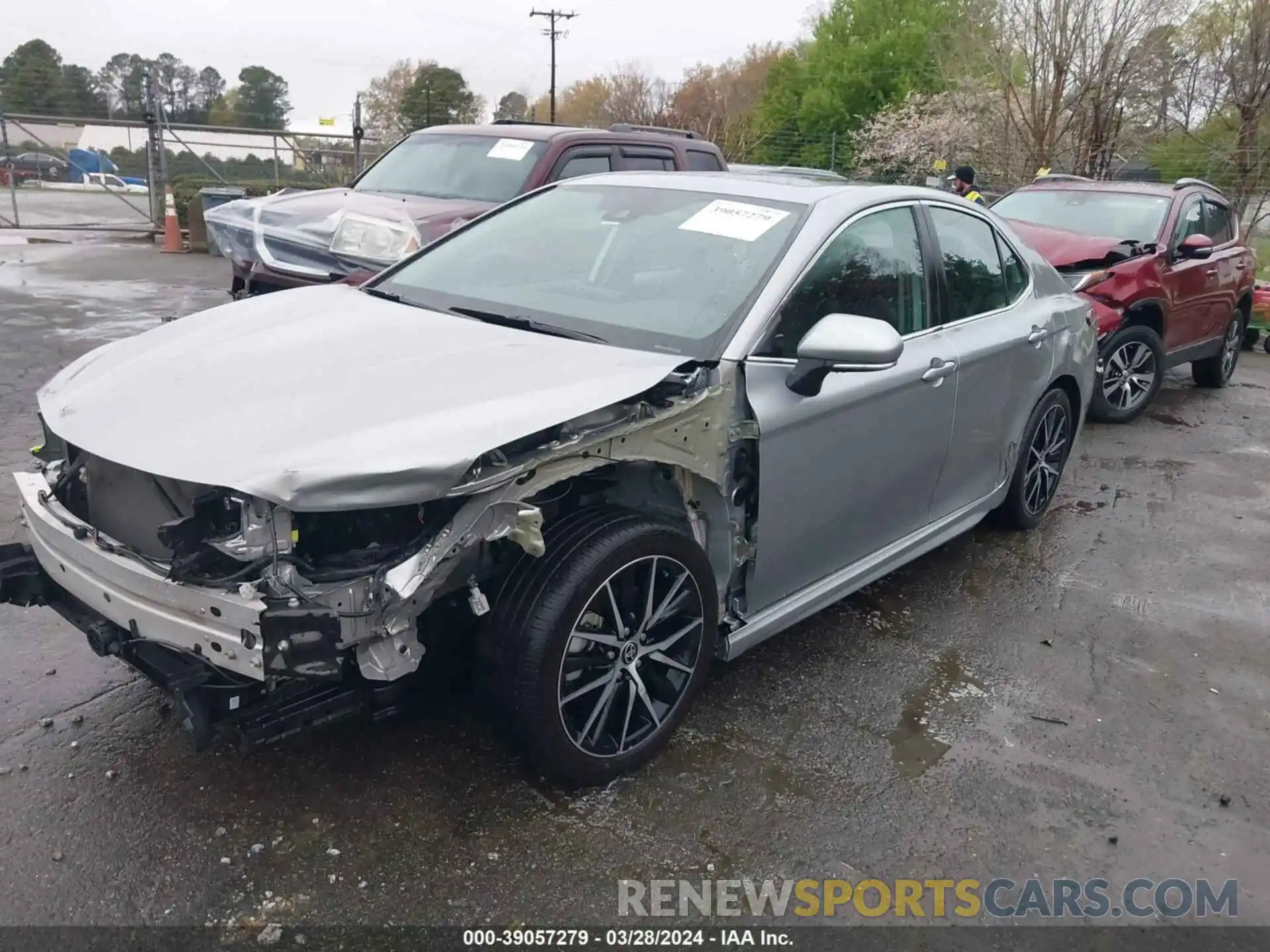 2 Photograph of a damaged car 4T1S31AK4NU577874 TOYOTA CAMRY 2022