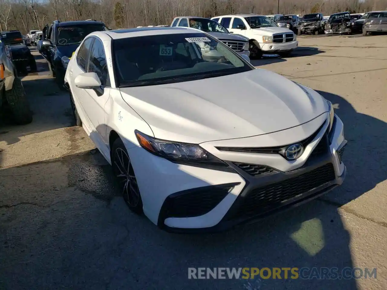 1 Photograph of a damaged car 4T1S31AK5NU576006 TOYOTA CAMRY 2022