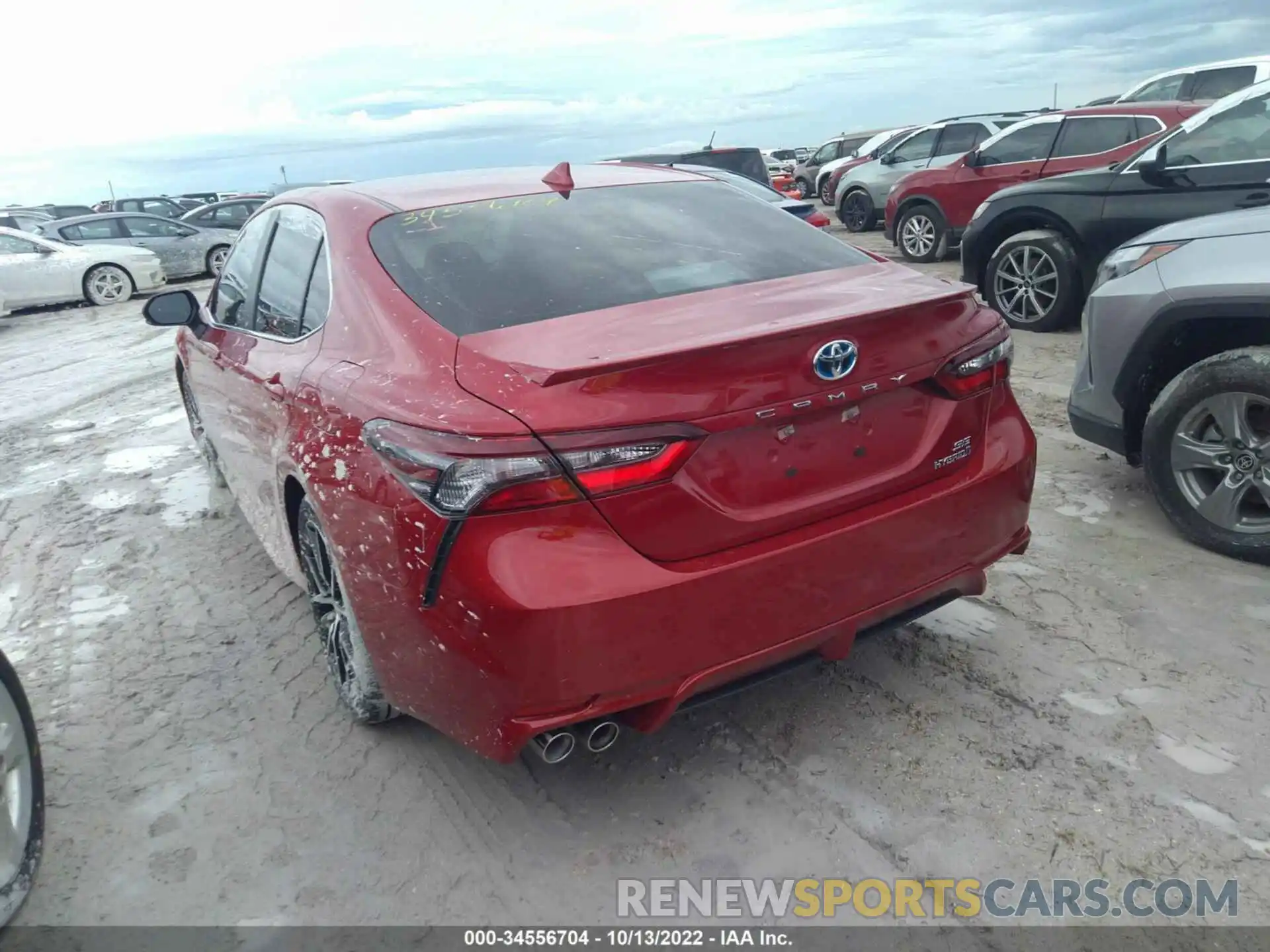 3 Photograph of a damaged car 4T1S31AK9NU042538 TOYOTA CAMRY 2022