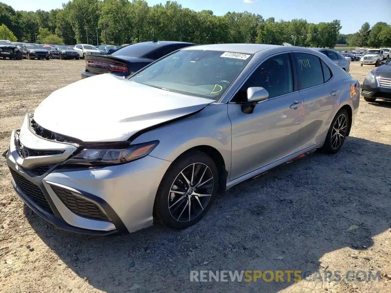 2 Photograph of a damaged car 4T1T11AK0NU016940 TOYOTA CAMRY 2022