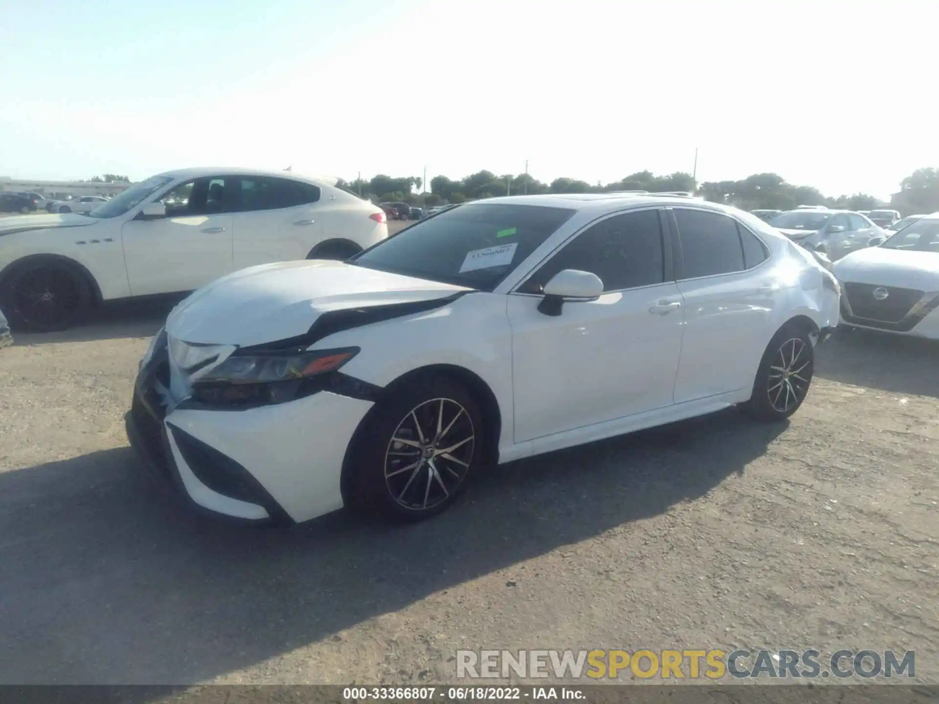 2 Photograph of a damaged car 4T1T11AK0NU037397 TOYOTA CAMRY 2022