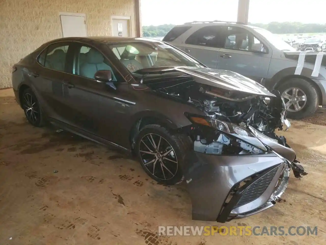 1 Photograph of a damaged car 4T1T11AK0NU641791 TOYOTA CAMRY 2022