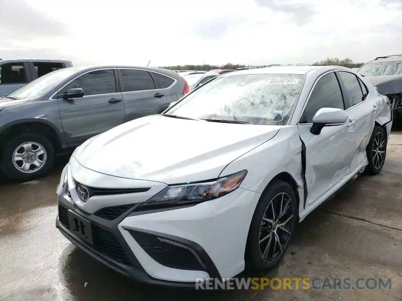 2 Photograph of a damaged car 4T1T11AK1NU014324 TOYOTA CAMRY 2022