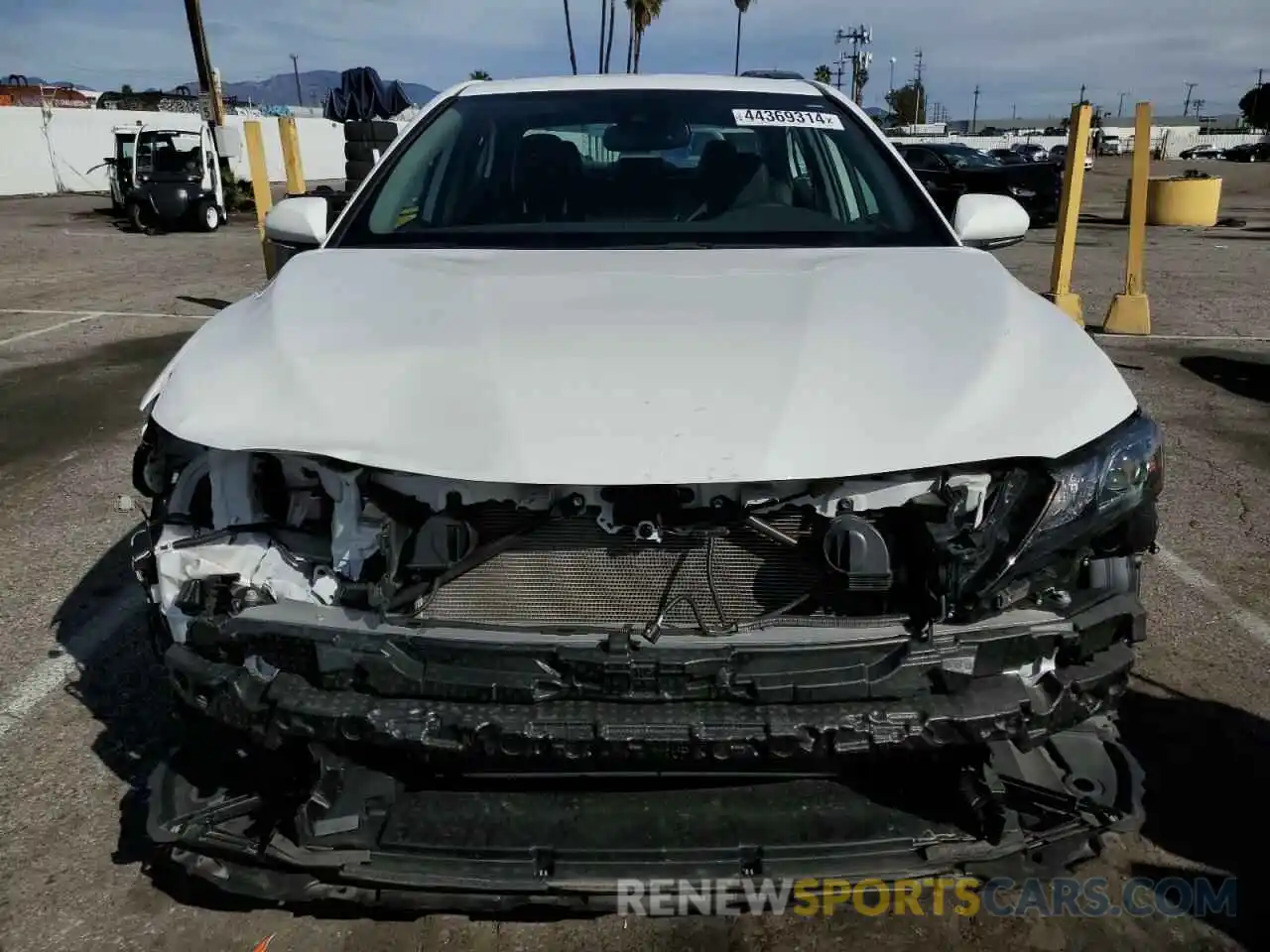 5 Photograph of a damaged car 4T1T11AK1NU048568 TOYOTA CAMRY 2022