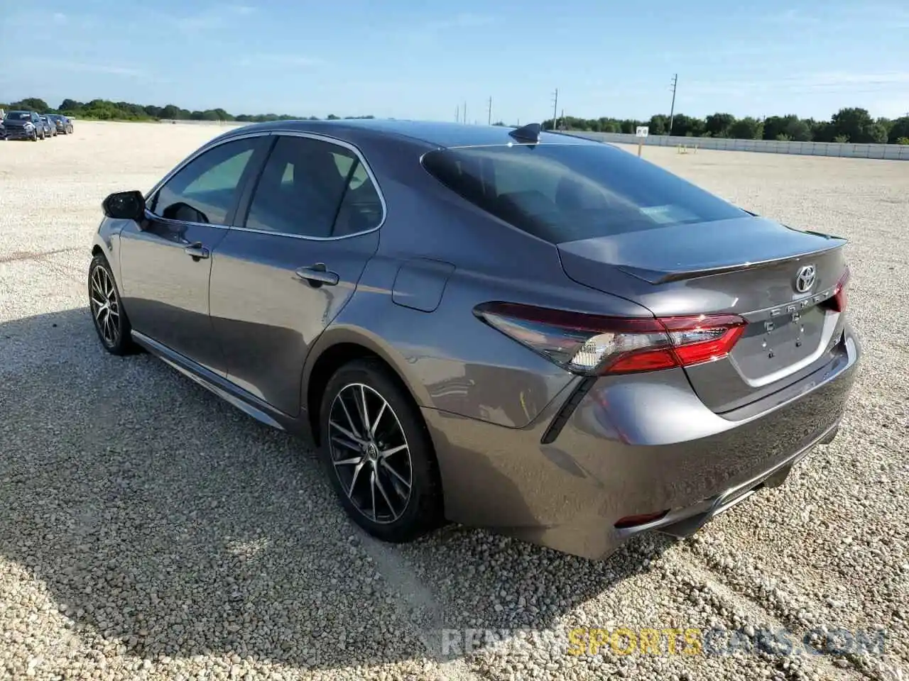 3 Photograph of a damaged car 4T1T11AK1NU626457 TOYOTA CAMRY 2022