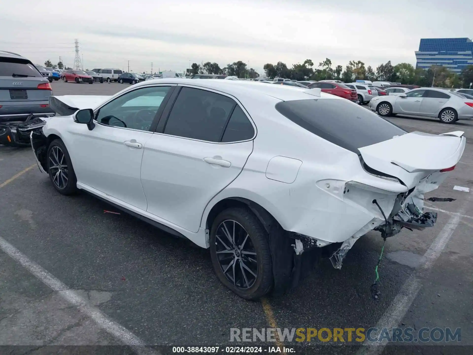 3 Photograph of a damaged car 4T1T11AK1NU642867 TOYOTA CAMRY 2022