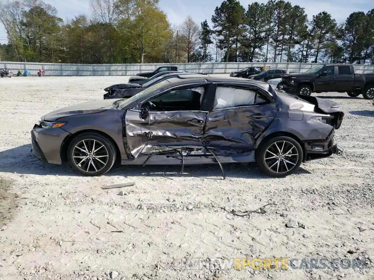 9 Photograph of a damaged car 4T1T11AK2NU647303 TOYOTA CAMRY 2022