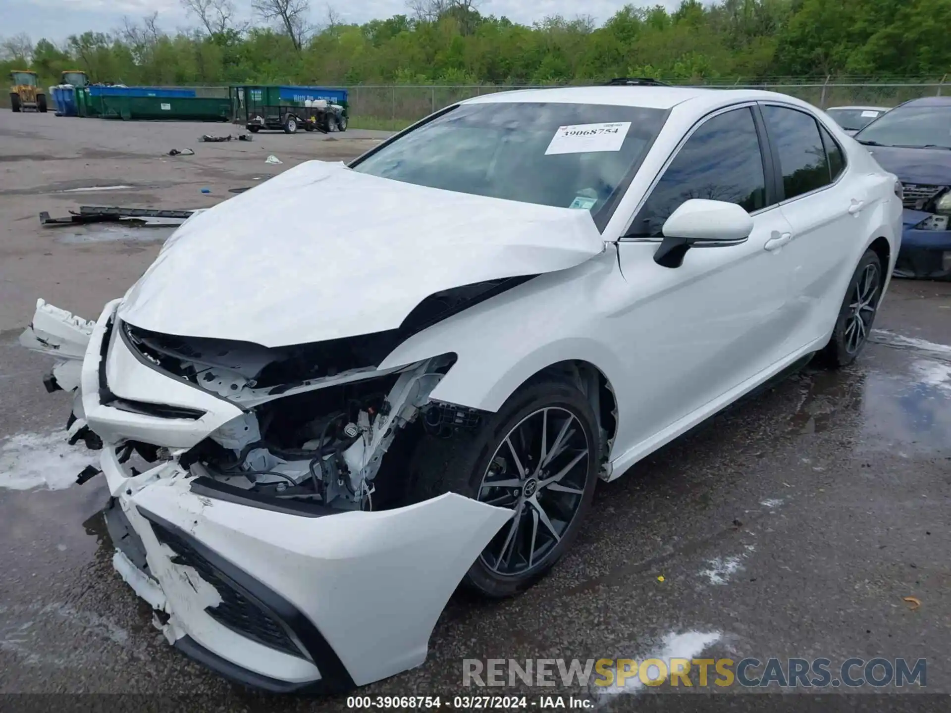 2 Photograph of a damaged car 4T1T11AK3NU663123 TOYOTA CAMRY 2022