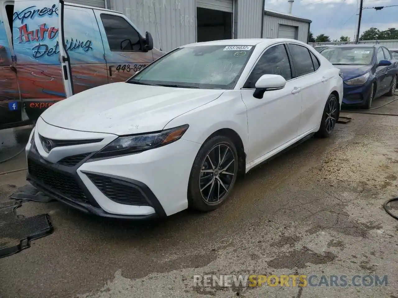 2 Photograph of a damaged car 4T1T11AK3NU708304 TOYOTA CAMRY 2022