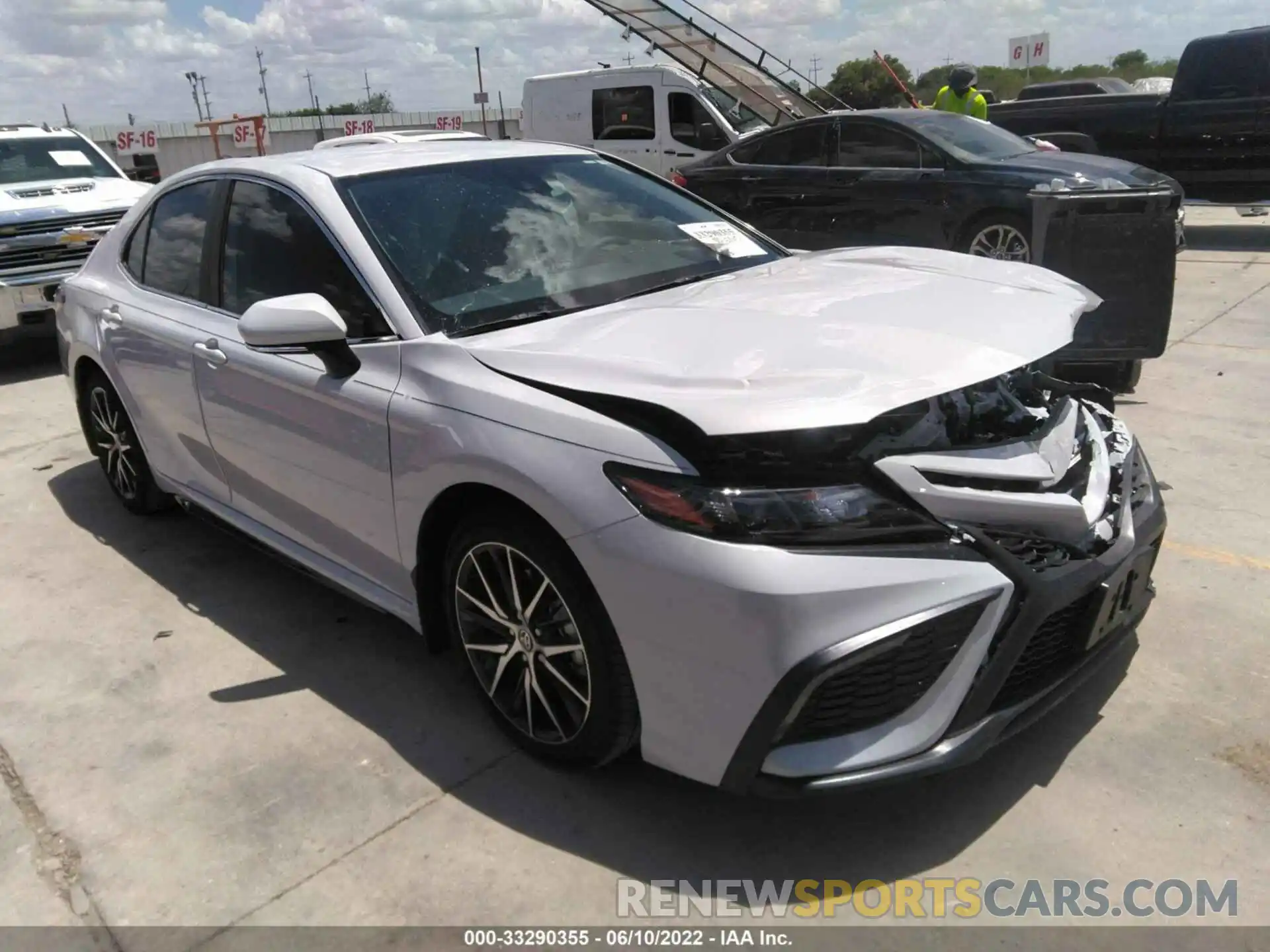 1 Photograph of a damaged car 4T1T11AK4NU006458 TOYOTA CAMRY 2022