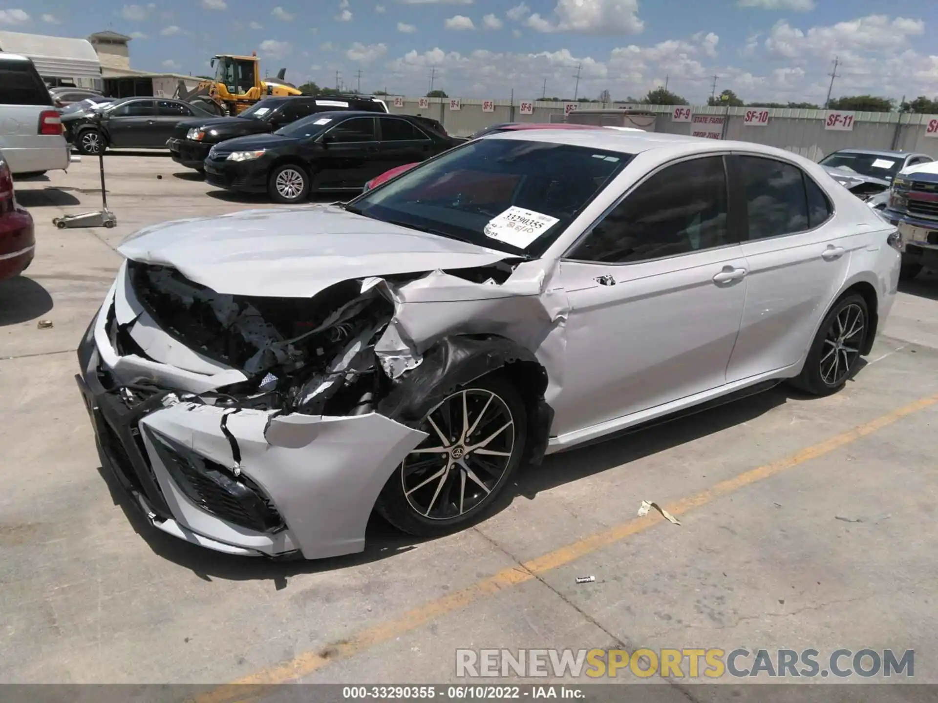 2 Photograph of a damaged car 4T1T11AK4NU006458 TOYOTA CAMRY 2022