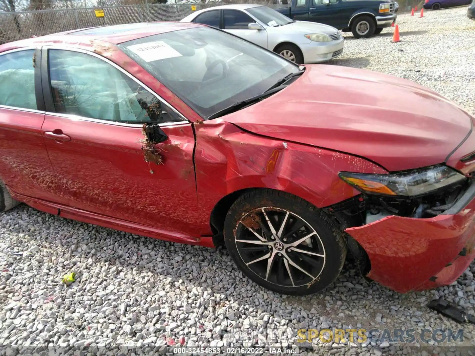 6 Photograph of a damaged car 4T1T11AK4NU025057 TOYOTA CAMRY 2022