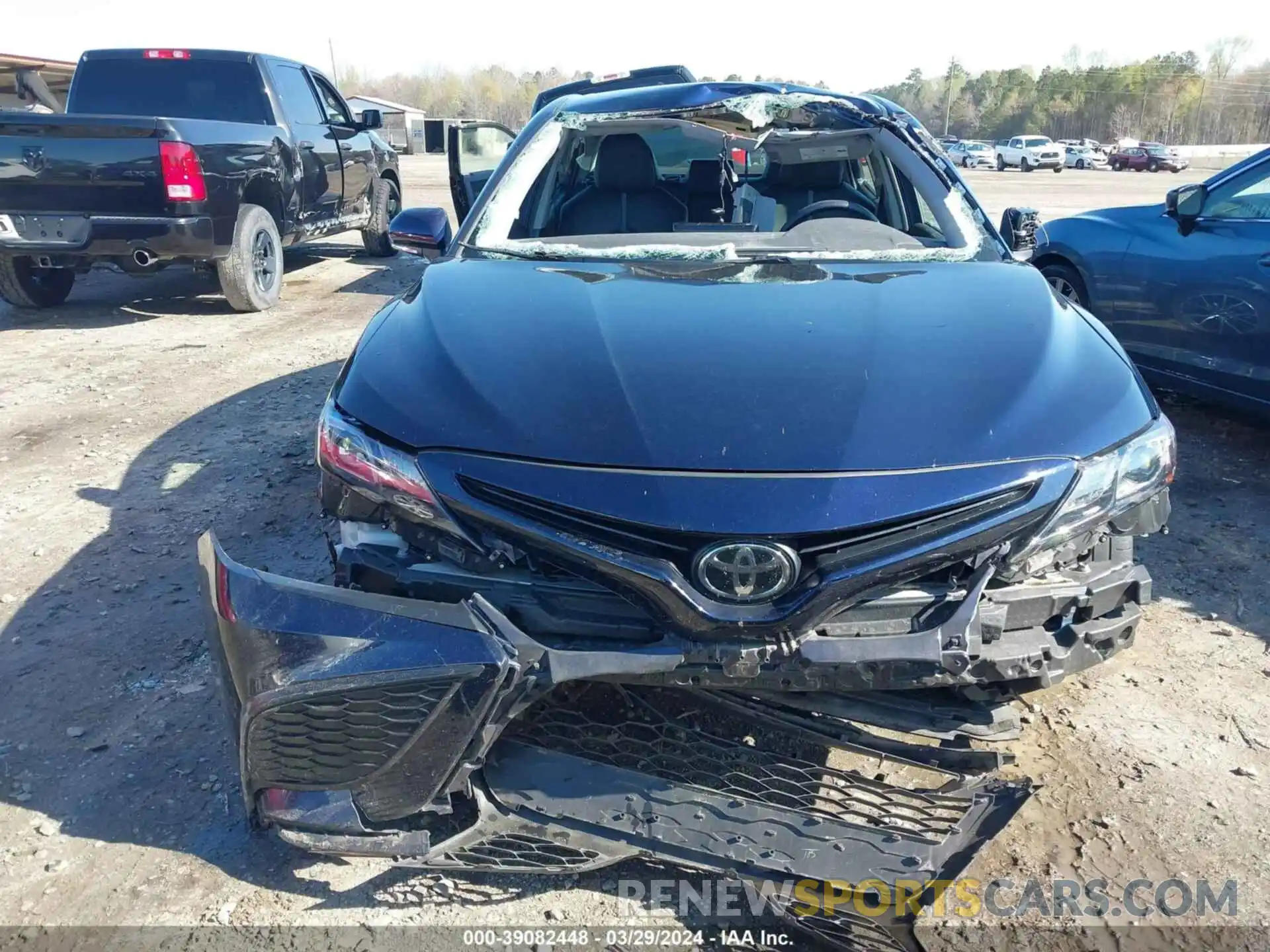 13 Photograph of a damaged car 4T1T11AK5NU617566 TOYOTA CAMRY 2022