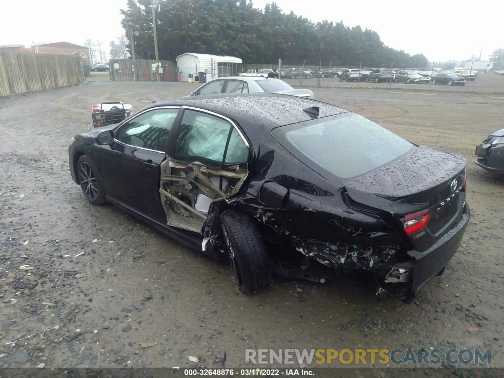 3 Photograph of a damaged car 4T1T11AK5NU651135 TOYOTA CAMRY 2022