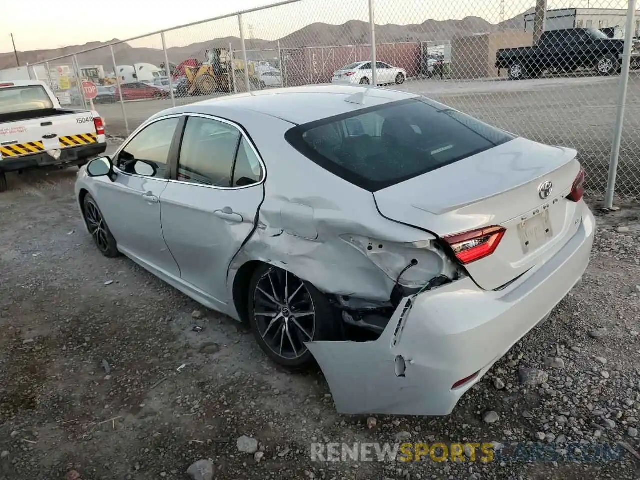 2 Photograph of a damaged car 4T1T11AK6NU008907 TOYOTA CAMRY 2022