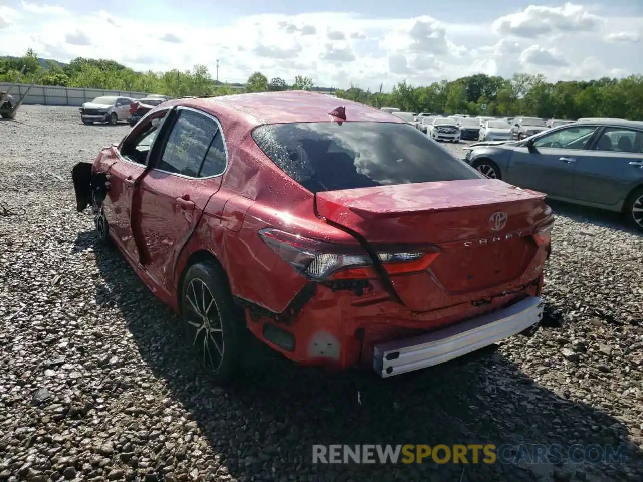 3 Photograph of a damaged car 4T1T11AK6NU028297 TOYOTA CAMRY 2022