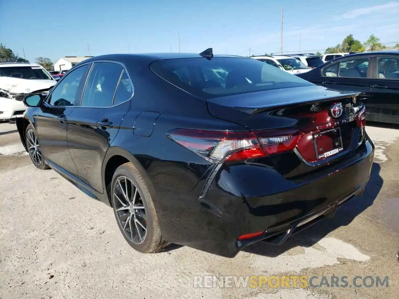 3 Photograph of a damaged car 4T1T11AK6NU056777 TOYOTA CAMRY 2022