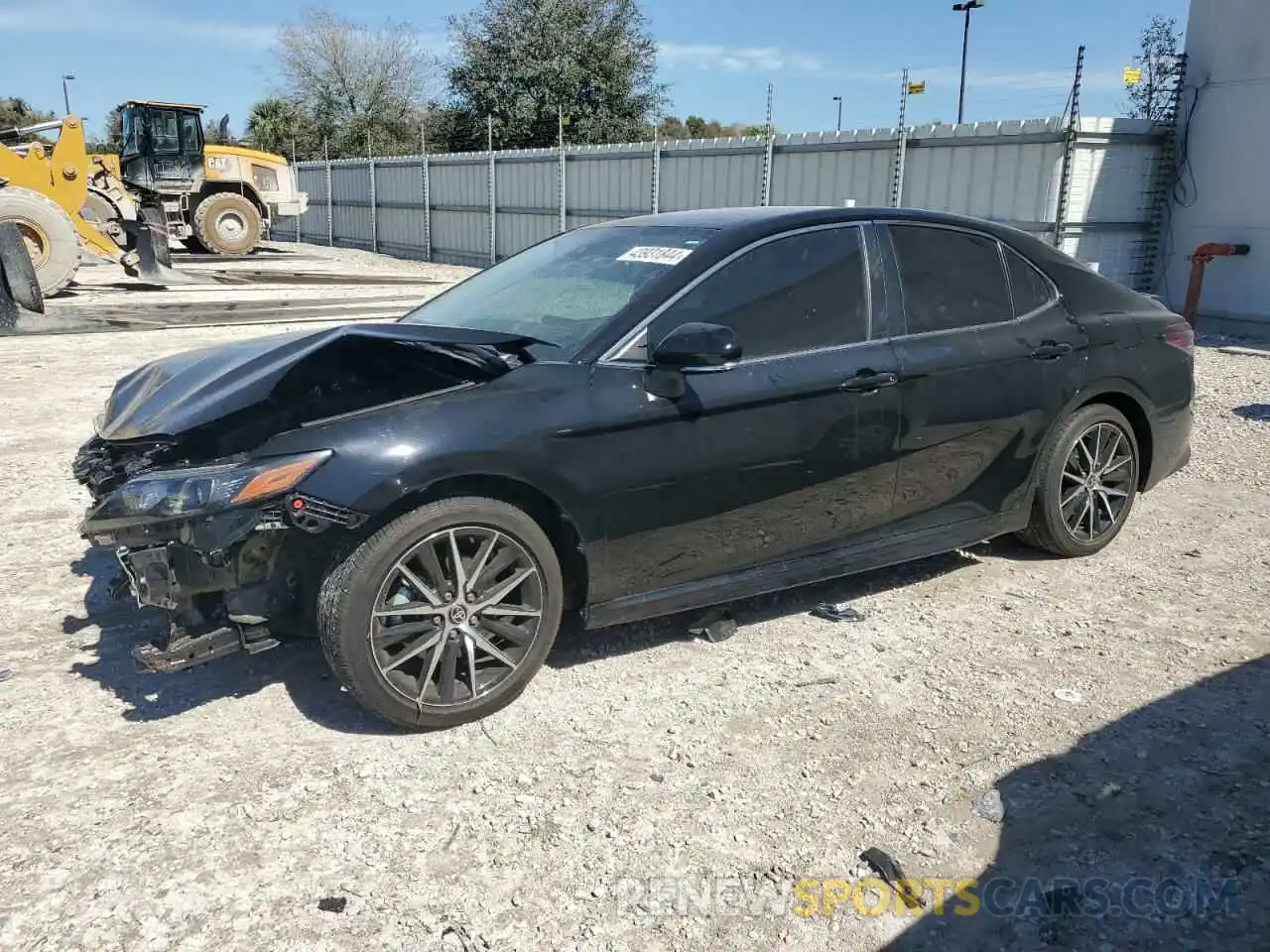 1 Photograph of a damaged car 4T1T11AK6NU059064 TOYOTA CAMRY 2022