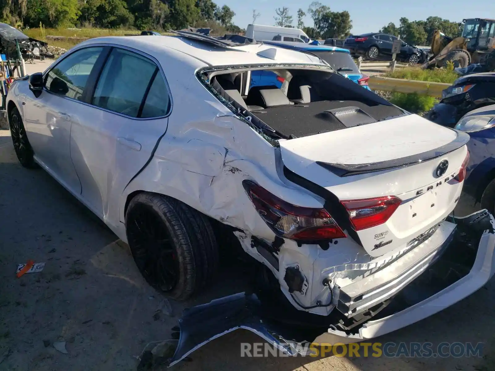 3 Photograph of a damaged car 4T1T11AK6NU628835 TOYOTA CAMRY 2022