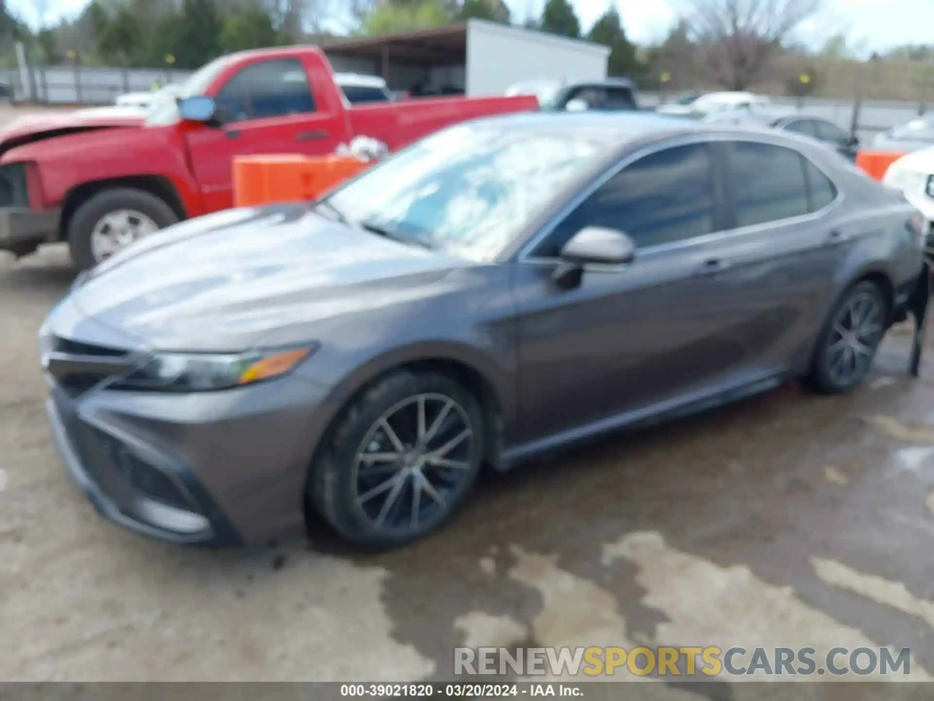 2 Photograph of a damaged car 4T1T11AK6NU672480 TOYOTA CAMRY 2022