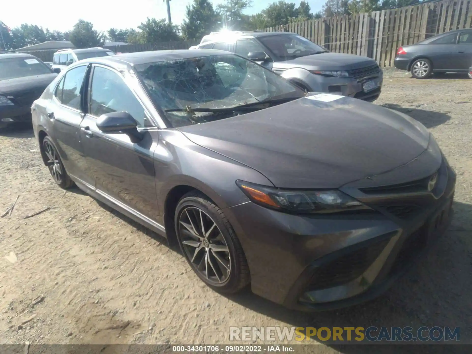 1 Photograph of a damaged car 4T1T11AK6NU675427 TOYOTA CAMRY 2022