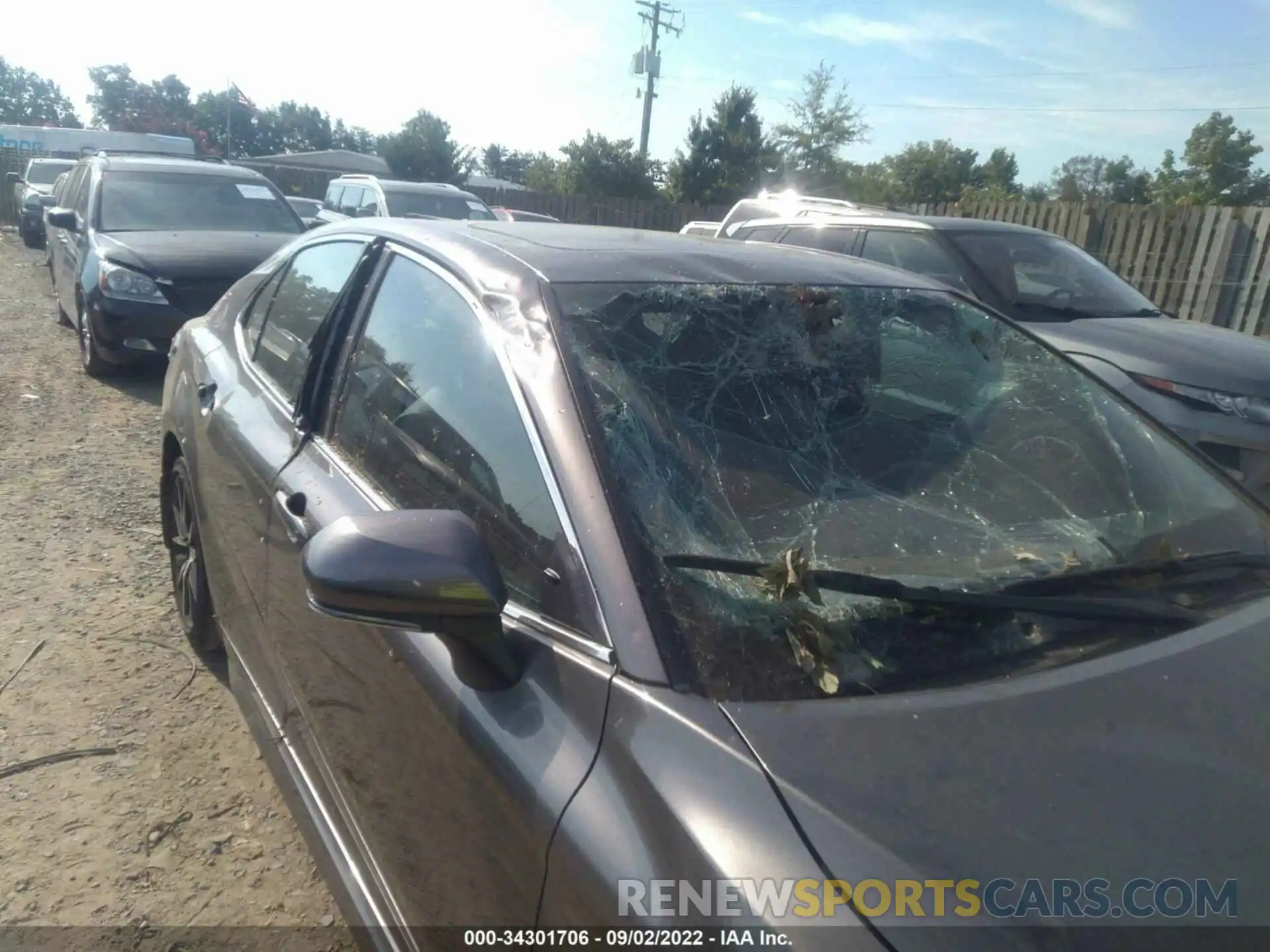 6 Photograph of a damaged car 4T1T11AK6NU675427 TOYOTA CAMRY 2022