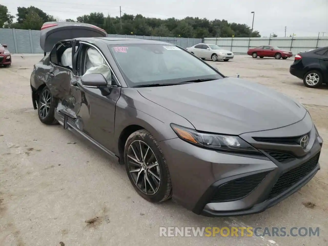 1 Photograph of a damaged car 4T1T11AK7NU621781 TOYOTA CAMRY 2022