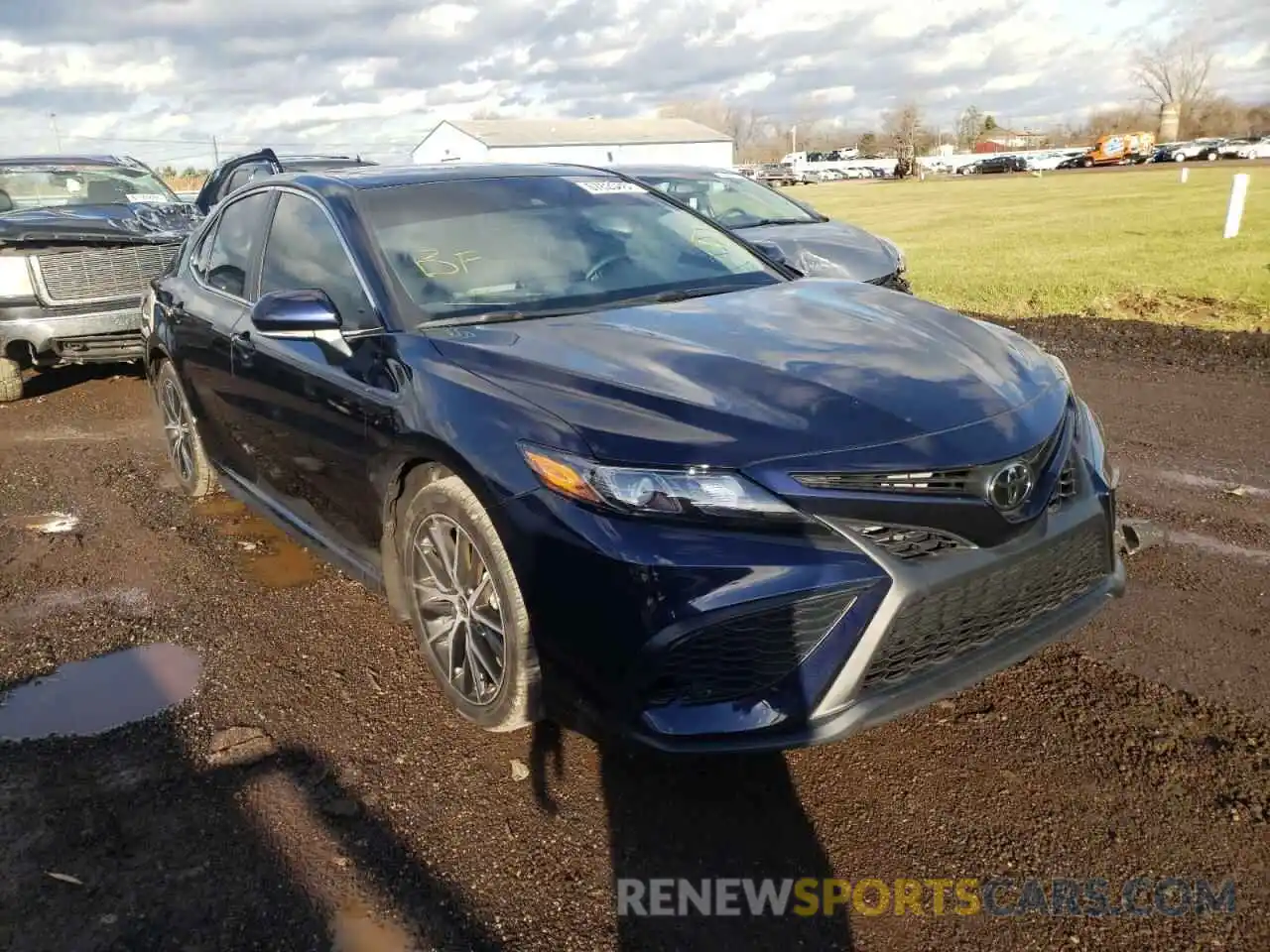 1 Photograph of a damaged car 4T1T11AK7NU630724 TOYOTA CAMRY 2022