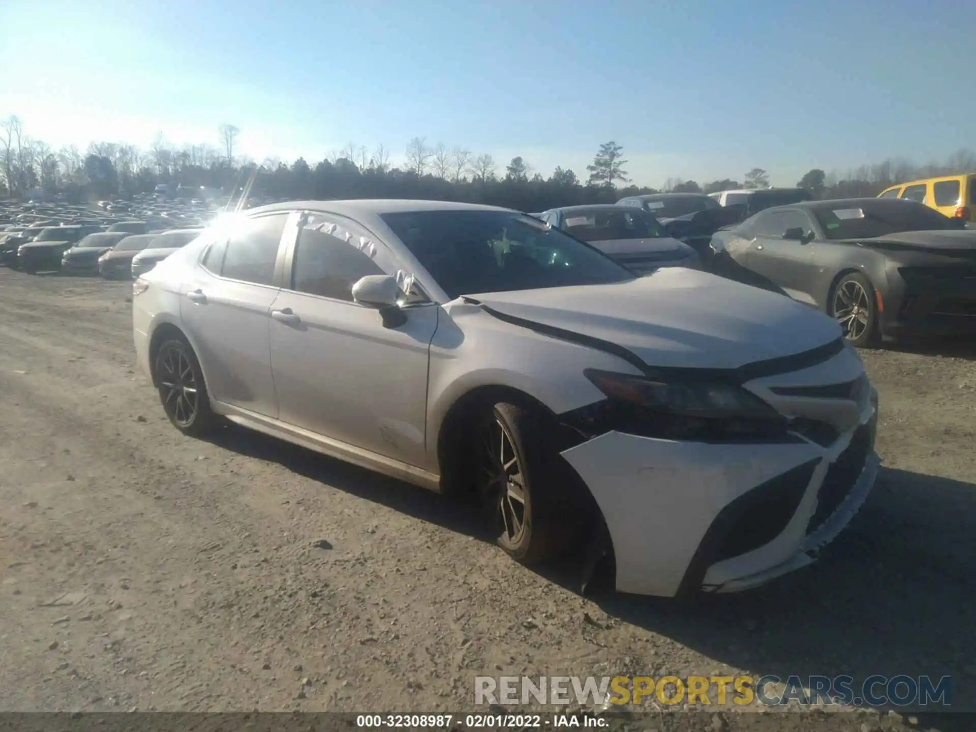 1 Photograph of a damaged car 4T1T11AK7NU639407 TOYOTA CAMRY 2022