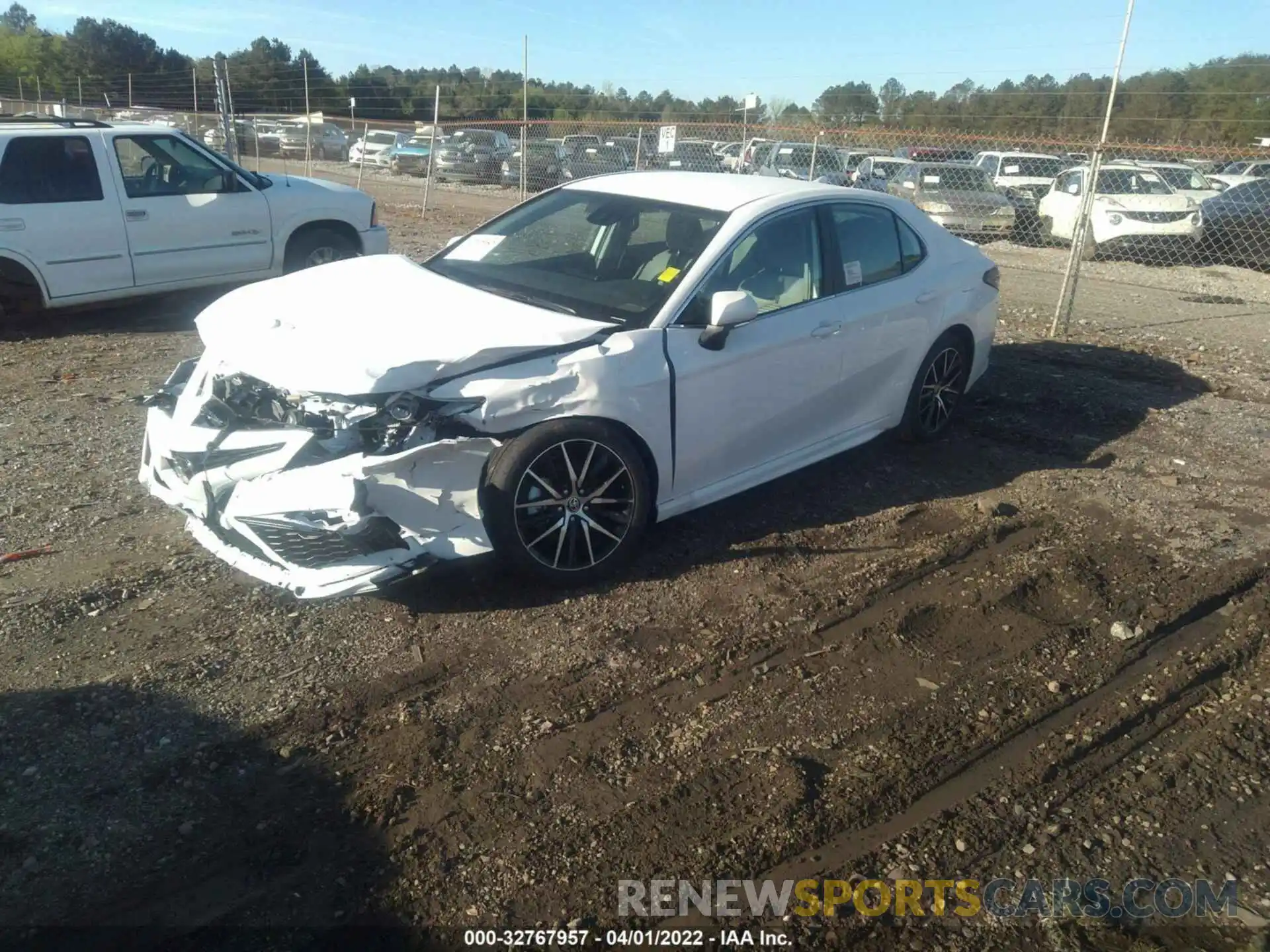 2 Photograph of a damaged car 4T1T11AK8NU636533 TOYOTA CAMRY 2022