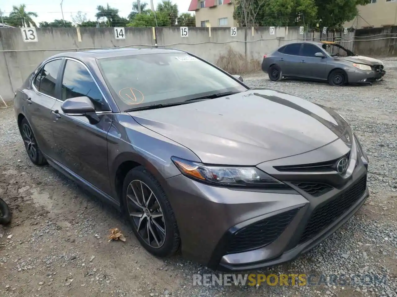 1 Photograph of a damaged car 4T1T11AK9NU639182 TOYOTA CAMRY 2022