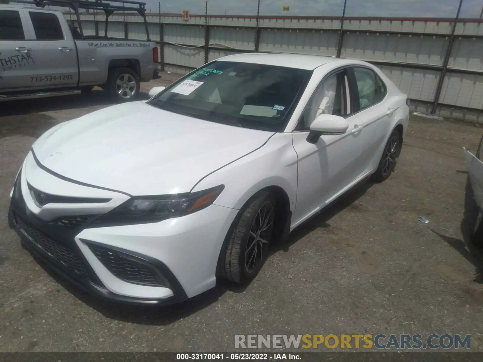 2 Photograph of a damaged car 4T1T11AK9NU670075 TOYOTA CAMRY 2022