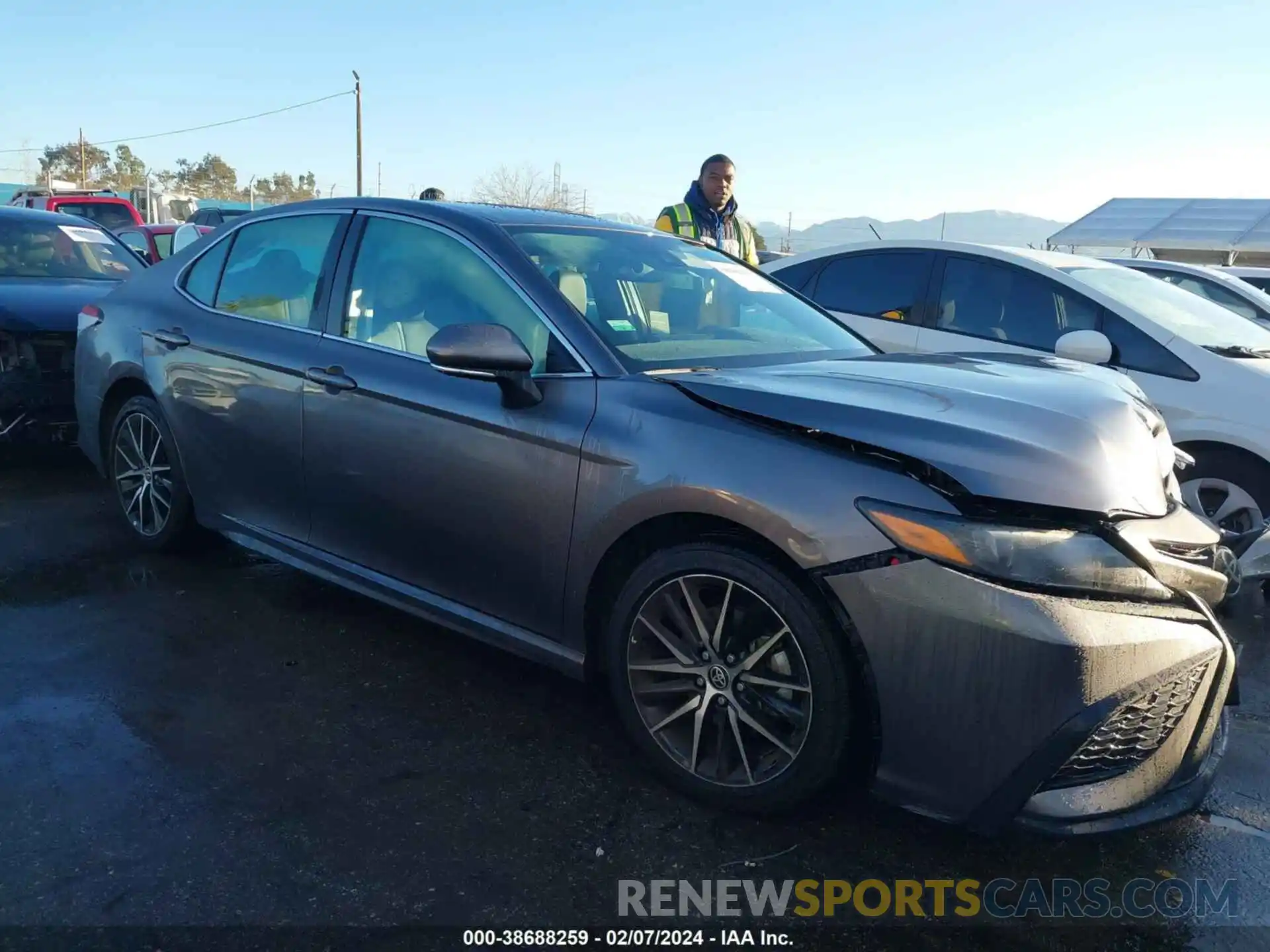 13 Photograph of a damaged car 4T1T11AKXNU676628 TOYOTA CAMRY 2022