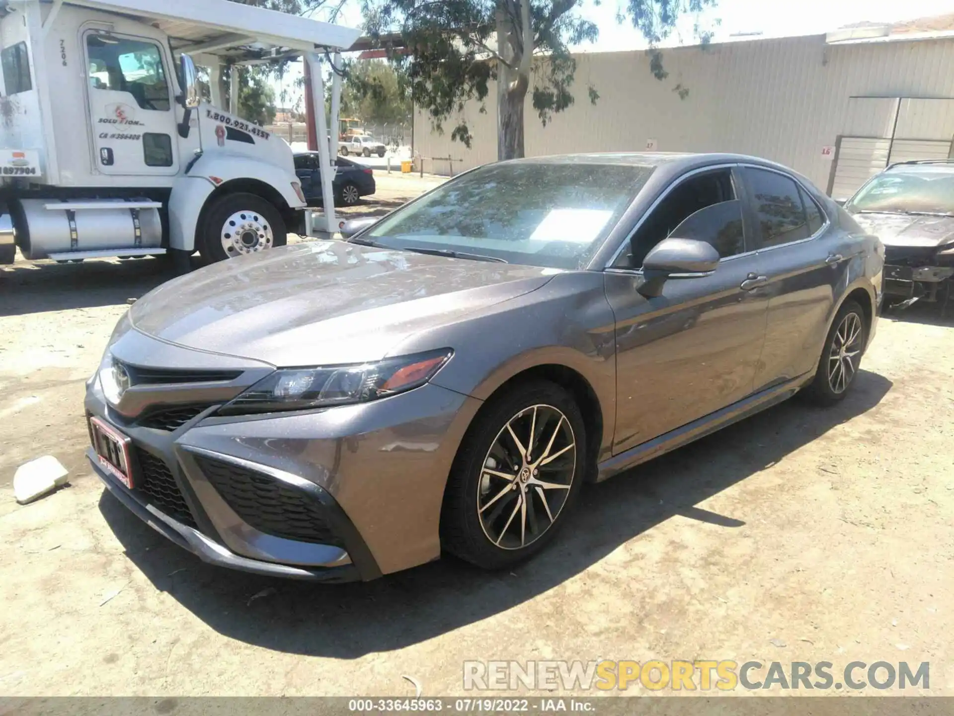 2 Photograph of a damaged car 4T1T11AKXNU680081 TOYOTA CAMRY 2022