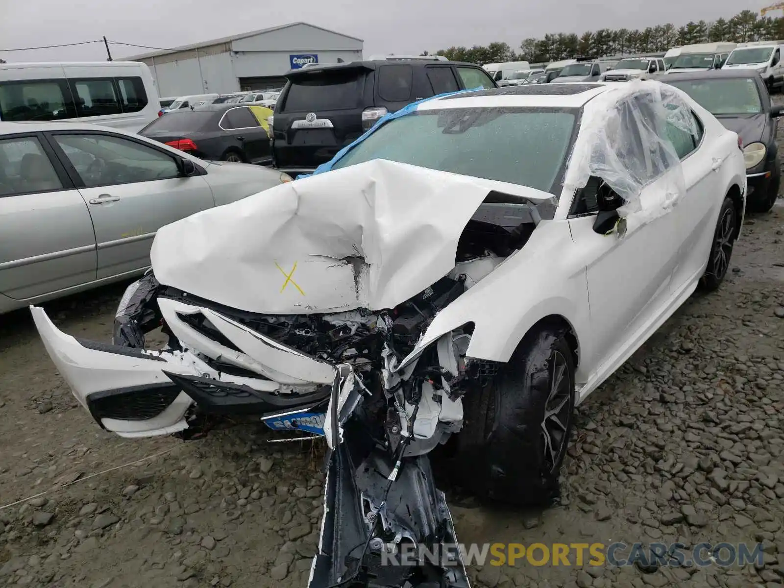 2 Photograph of a damaged car 4T1T11BK6NU048046 TOYOTA CAMRY 2022