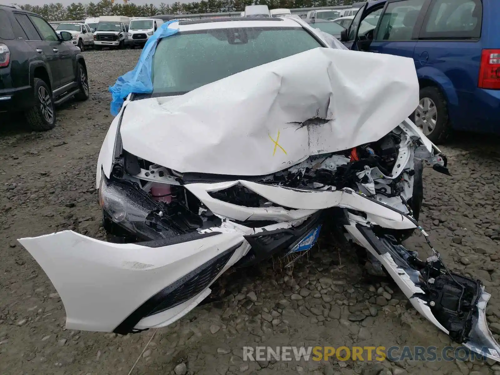 9 Photograph of a damaged car 4T1T11BK6NU048046 TOYOTA CAMRY 2022