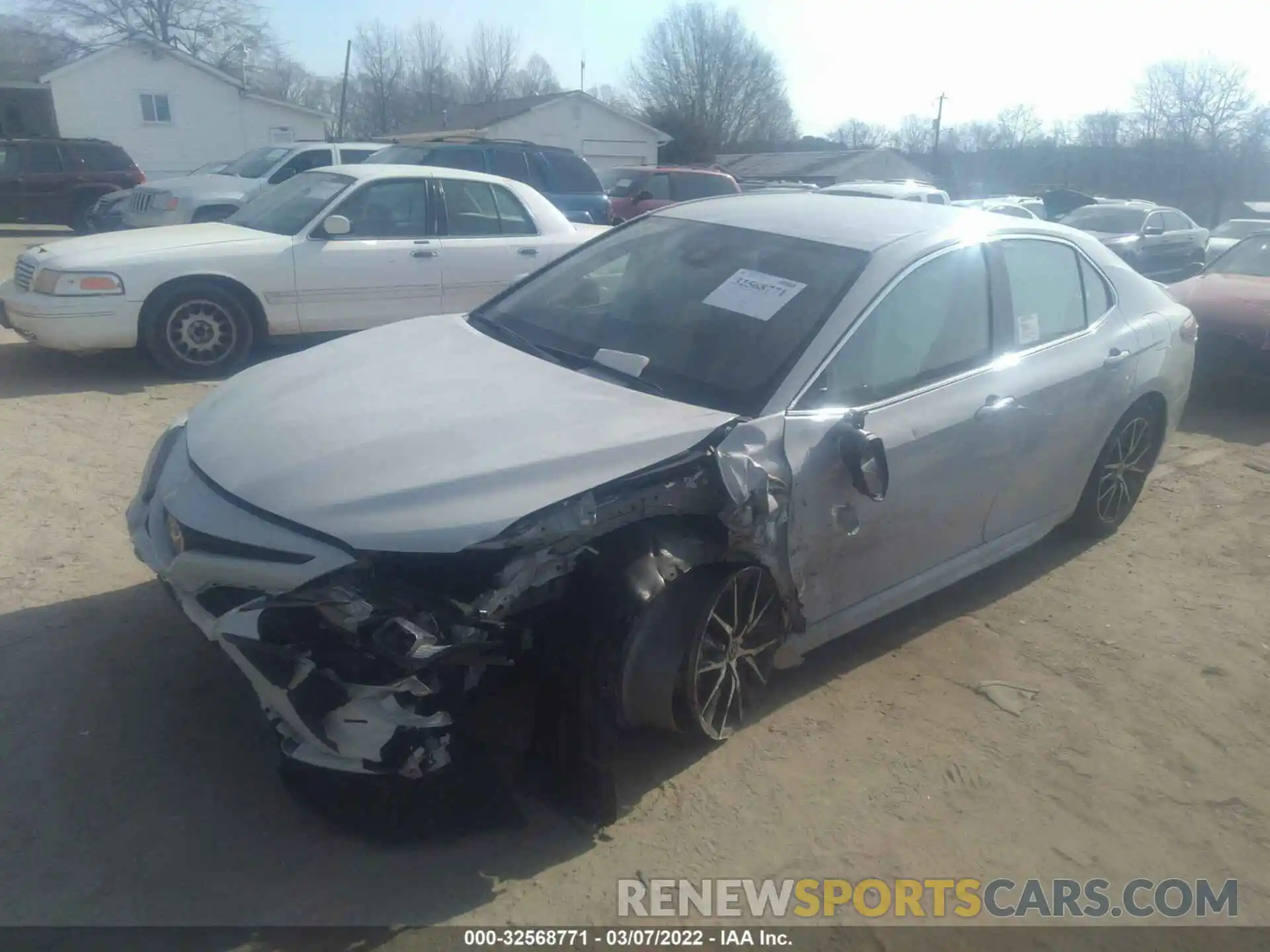 2 Photograph of a damaged car 4T1T11BK9NU049093 TOYOTA CAMRY 2022