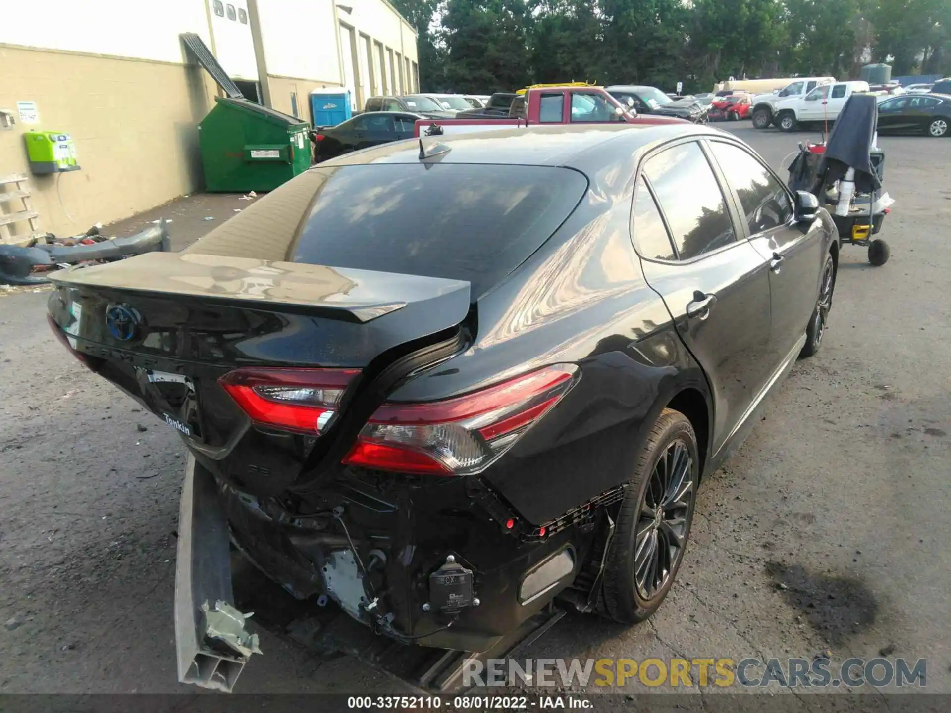 4 Photograph of a damaged car 4T1T31AK5NU041794 TOYOTA CAMRY 2022