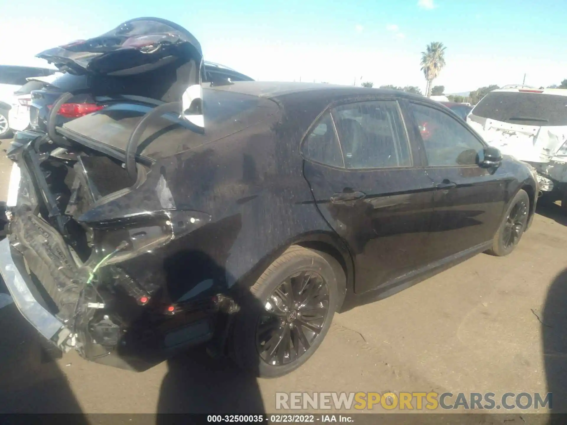 4 Photograph of a damaged car 4T1T31AK7NU035298 TOYOTA CAMRY 2022