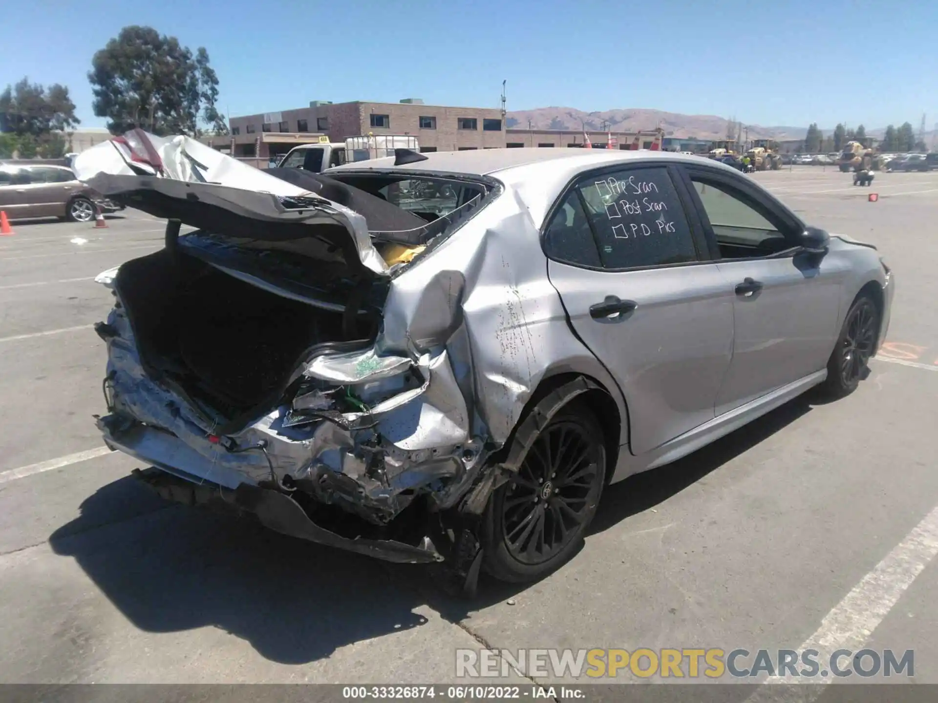 4 Photograph of a damaged car 4T1T31AK9NU038395 TOYOTA CAMRY 2022