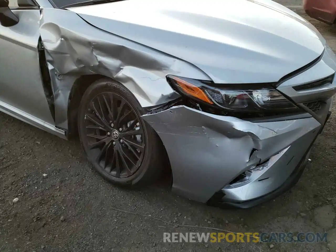 9 Photograph of a damaged car 4T1T31AKXNU033173 TOYOTA CAMRY 2022