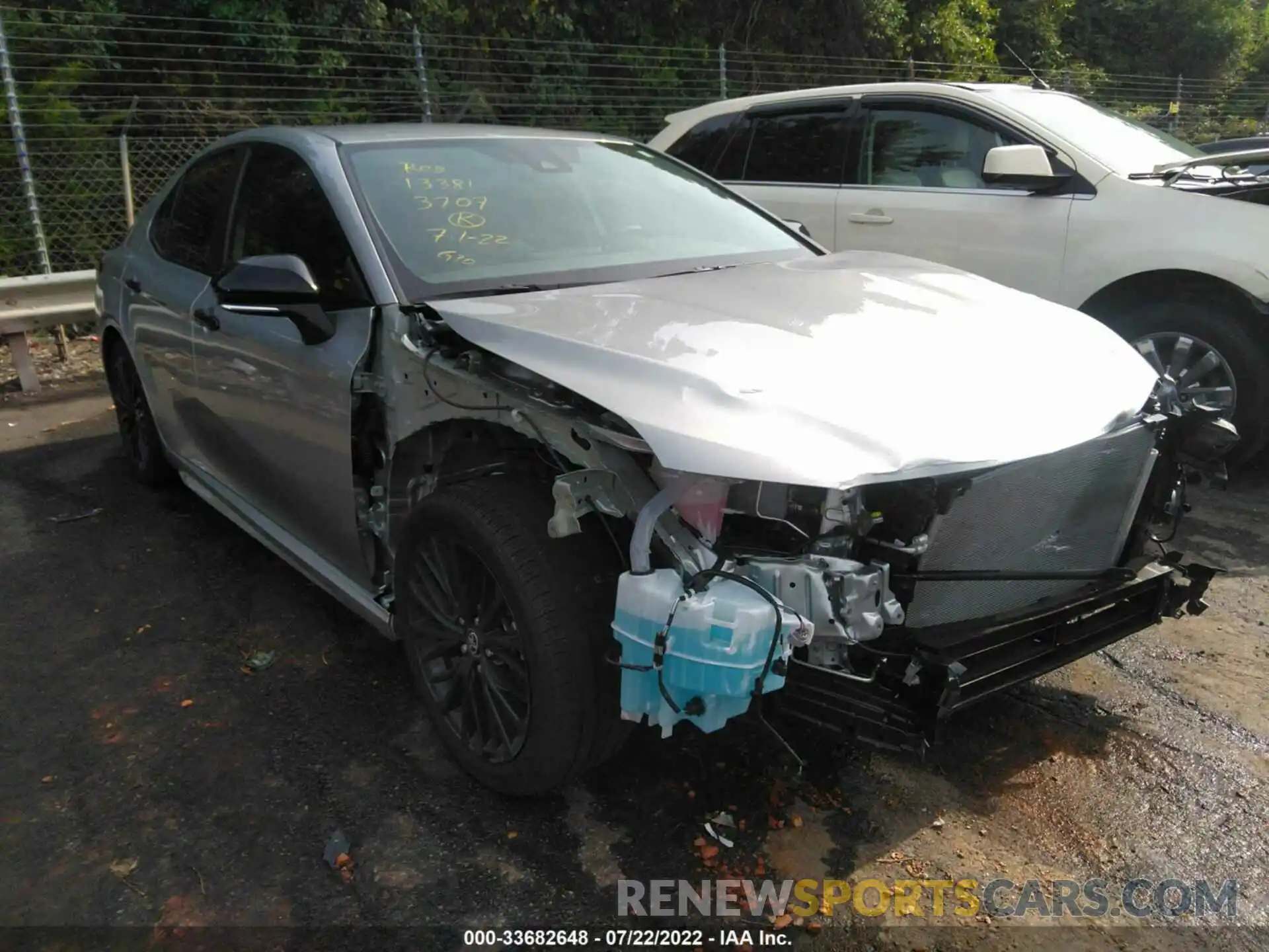 1 Photograph of a damaged car 4T1T31AKXNU033707 TOYOTA CAMRY 2022