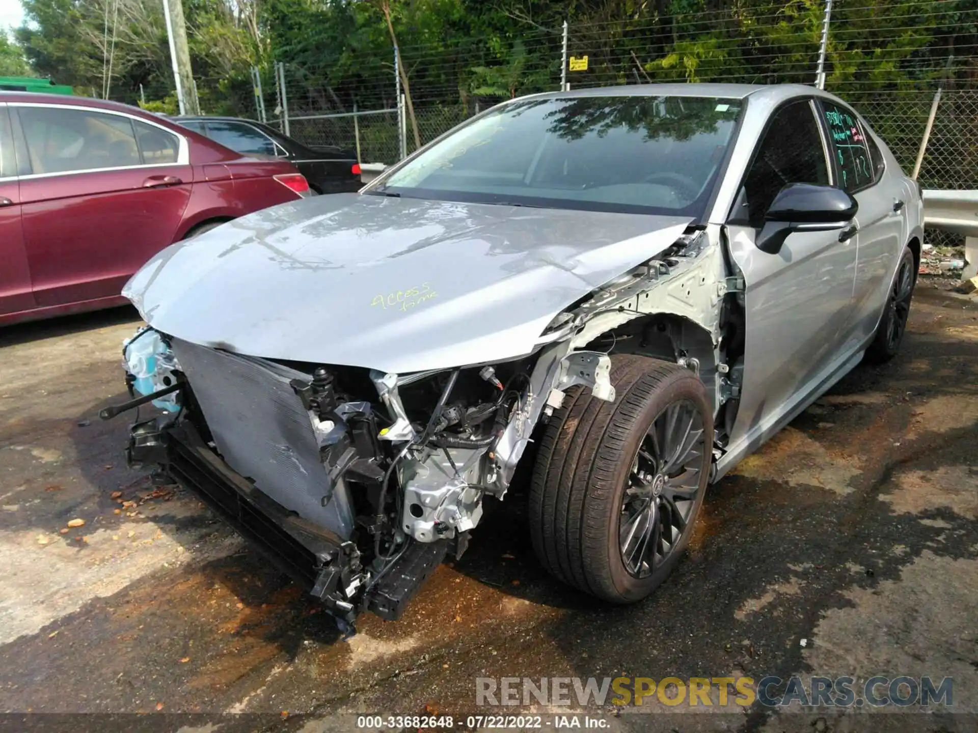 2 Photograph of a damaged car 4T1T31AKXNU033707 TOYOTA CAMRY 2022