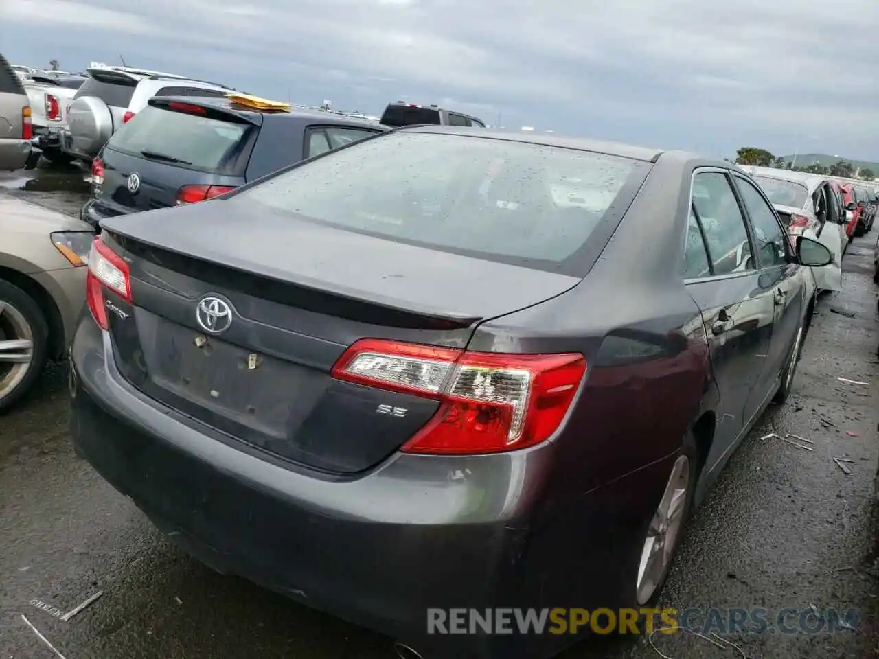 3 Photograph of a damaged car 4T1BF1FK7DU253204 TOYOTA CAMRY 2023