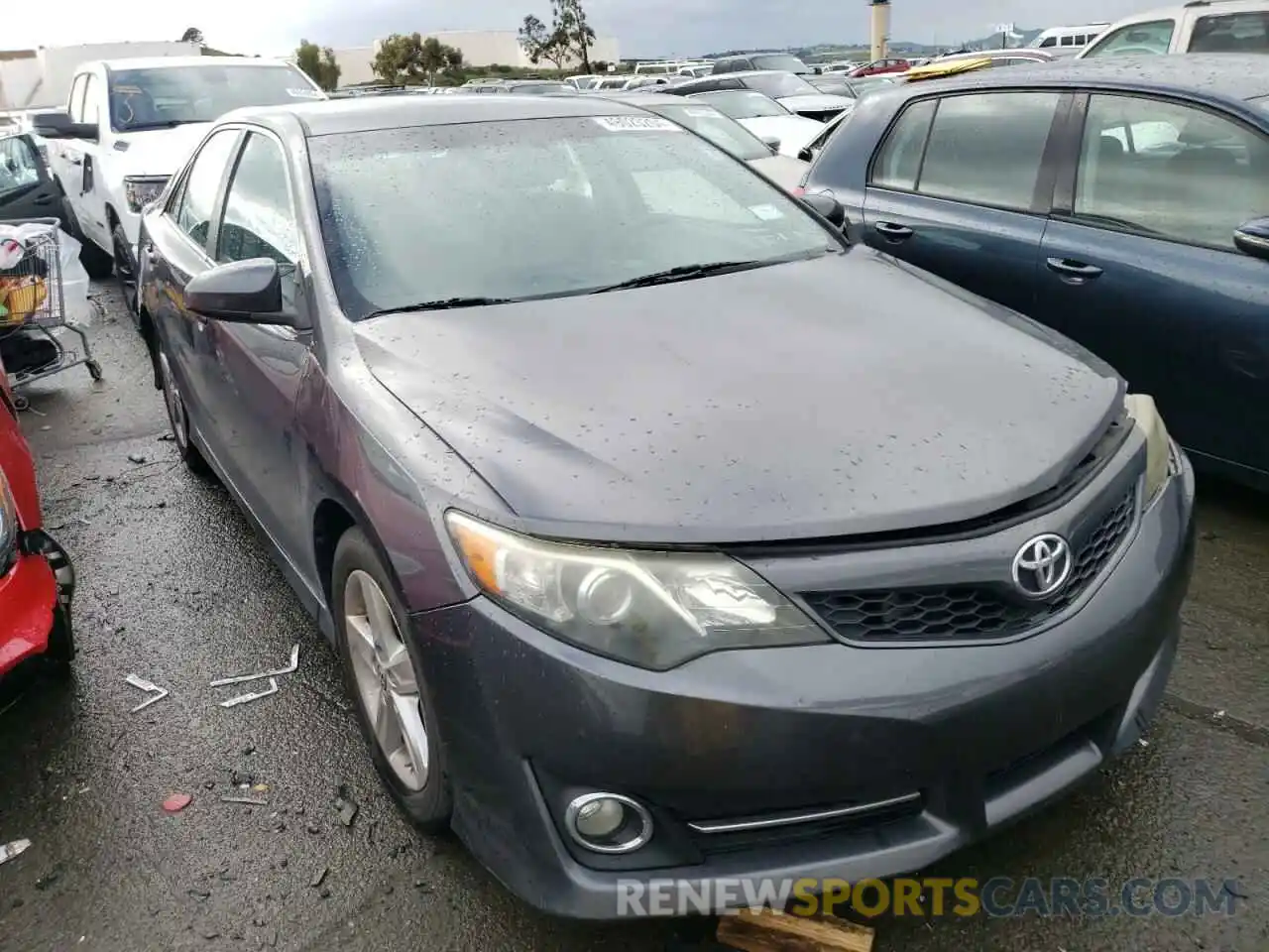 4 Photograph of a damaged car 4T1BF1FK7DU253204 TOYOTA CAMRY 2023