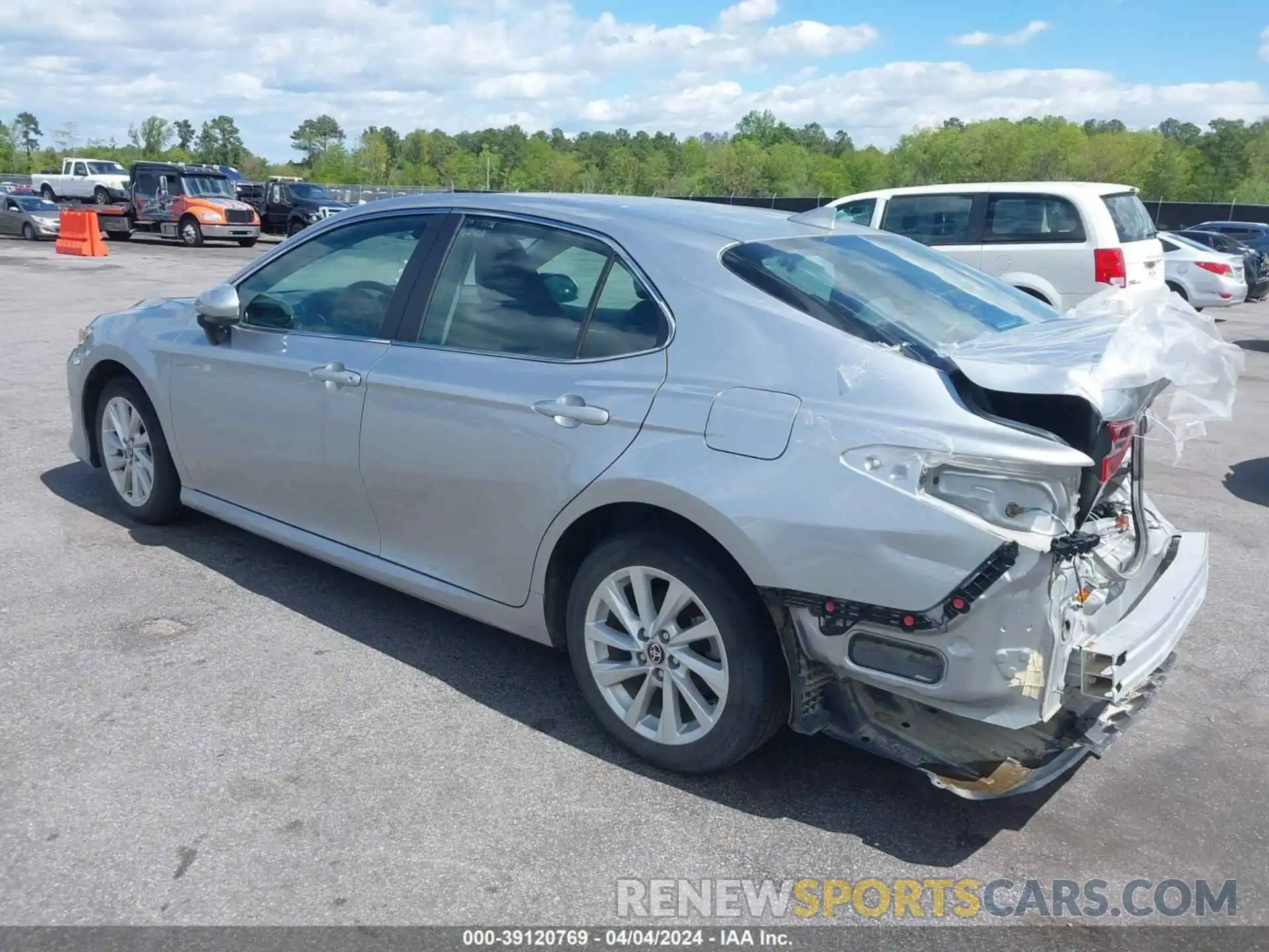 3 Photograph of a damaged car 4T1C11AK6PU724306 TOYOTA CAMRY 2023