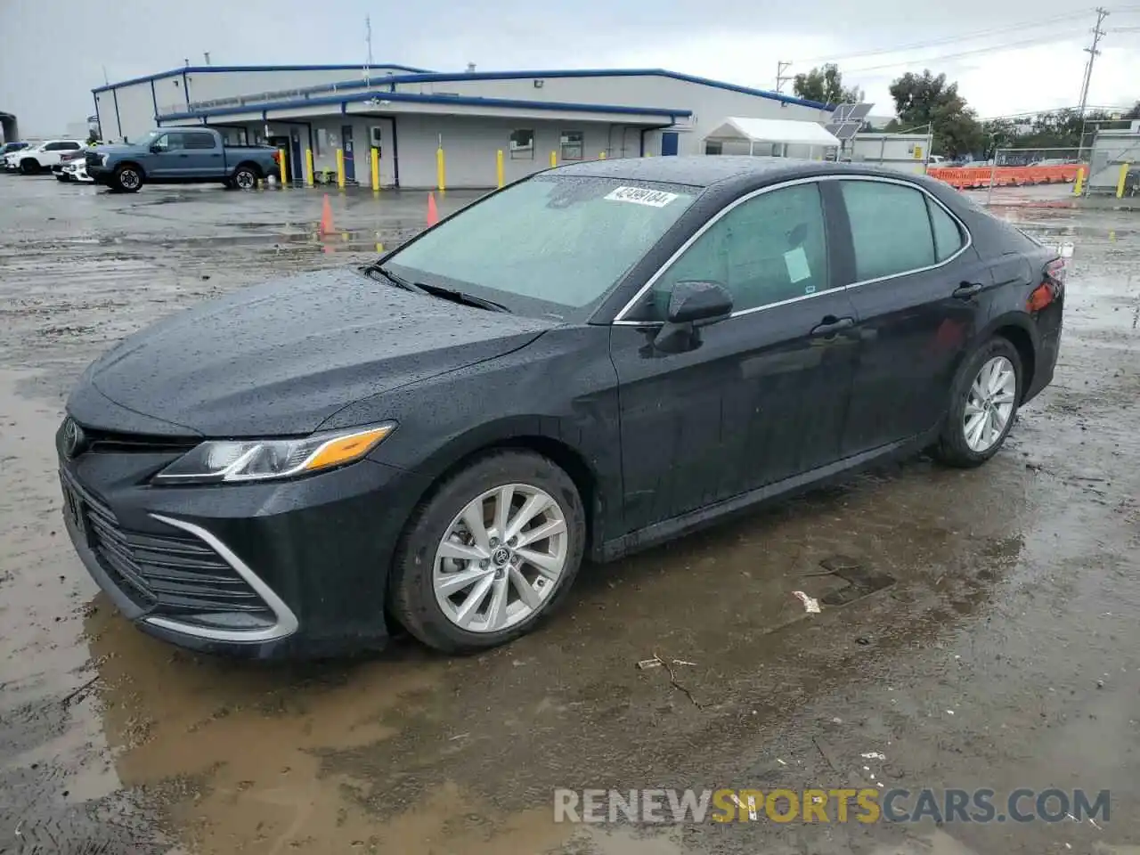 1 Photograph of a damaged car 4T1C11AK7PU754981 TOYOTA CAMRY 2023