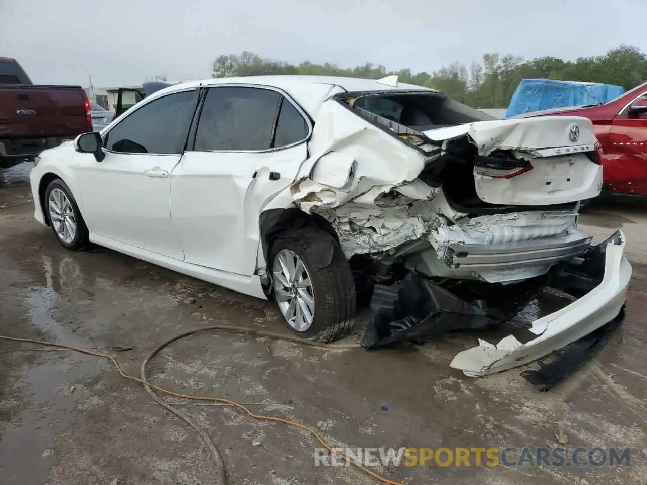 2 Photograph of a damaged car 4T1C11BK8PU102790 TOYOTA CAMRY 2023